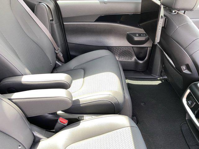 Photo of 2025 Panthera Metal Kia Carnival Hybrid