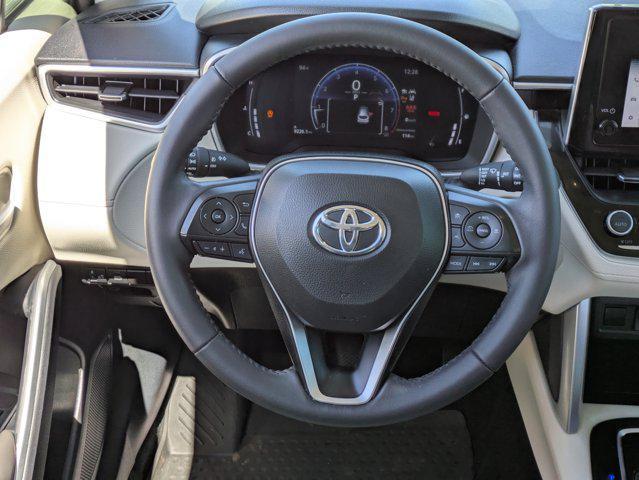 Photo of 2023 Wind Chill Pearl Toyota Corolla Cross