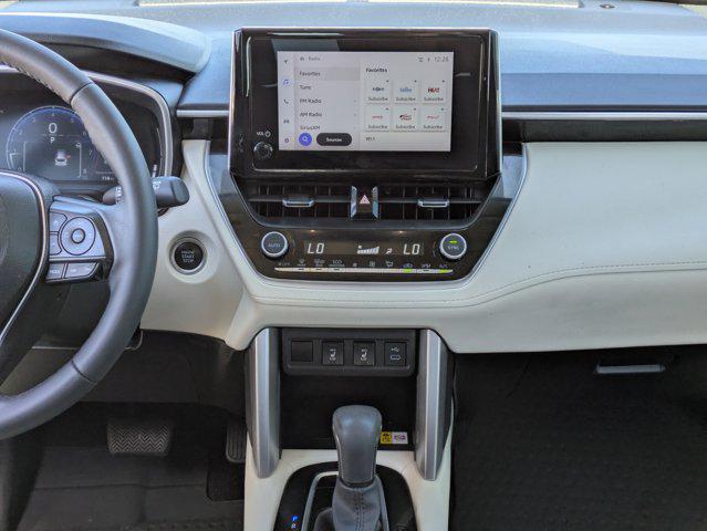 Photo of 2023 Wind Chill Pearl Toyota Corolla Cross