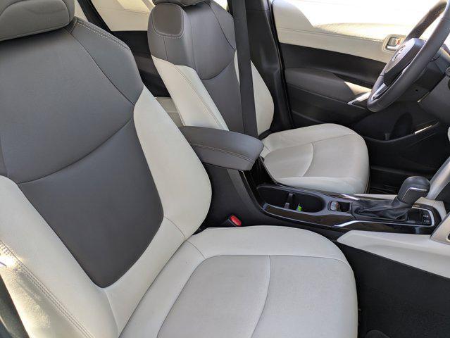 Photo of 2023 Wind Chill Pearl Toyota Corolla Cross