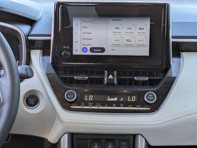 Photo of 2023 Wind Chill Pearl Toyota Corolla Cross