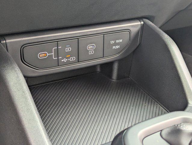 Photo of 2025 Steel Gray Kia K4