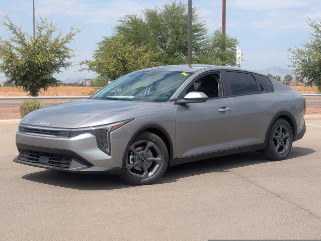 Photo of 2025 Steel Gray Kia K4