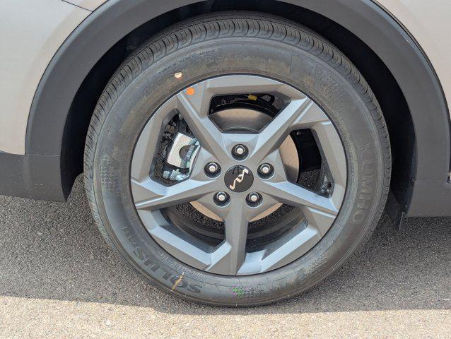 Photo of 2025 Steel Gray Kia K4