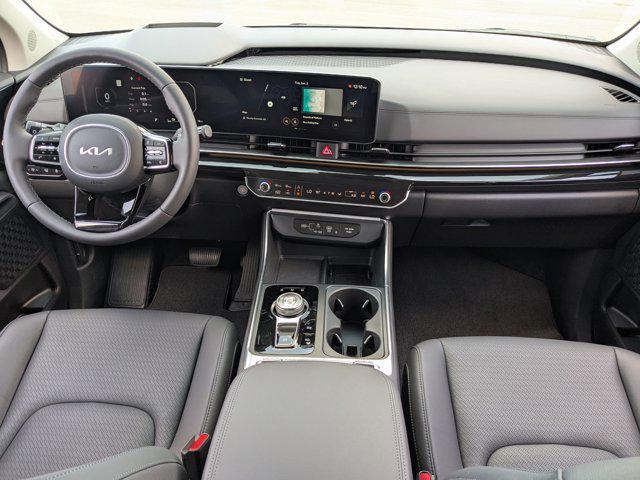 Photo of 2026 Ivory Silver Kia Carnival Hybrid