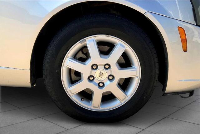 Photo of 2007 Light Platinum Cadillac CTS