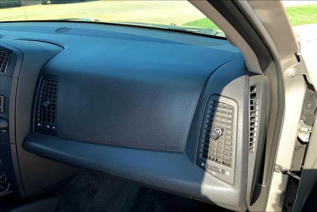 Photo of 2007 Light Platinum Cadillac CTS