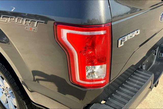 Photo of 2016 Magnetic Metallic Ford F-150