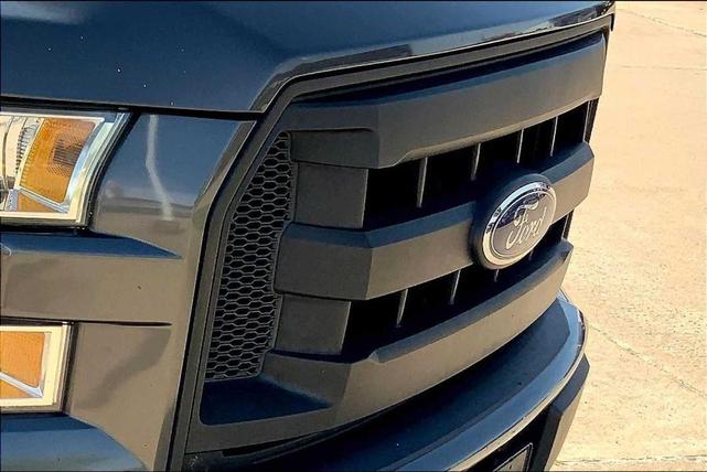 Photo of 2016 Magnetic Metallic Ford F-150