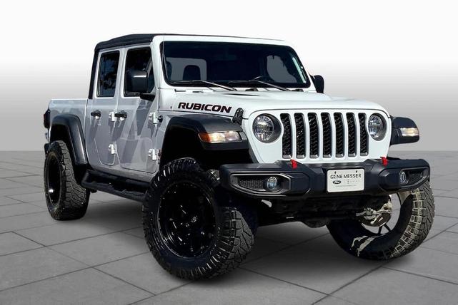 Photo of 2020 Bright White Clearcoat Jeep Gladiator