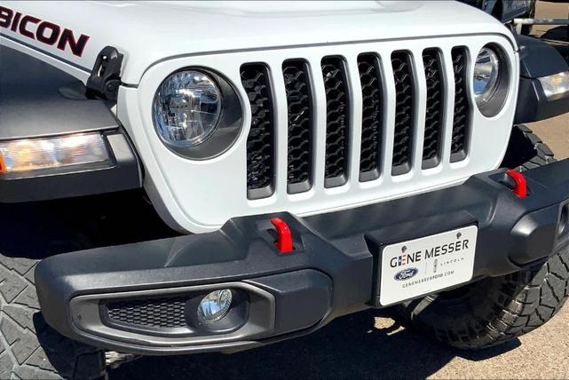 Photo of 2020 Bright White Clearcoat Jeep Gladiator