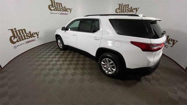 Photo of 2019 Summit White Chevrolet Traverse