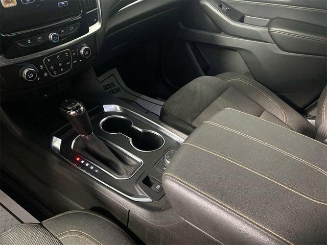 Photo of 2019 Summit White Chevrolet Traverse