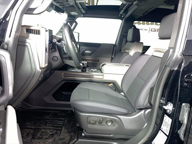 Photo of 2025 Void Black GMC HUMMER EV Pickup