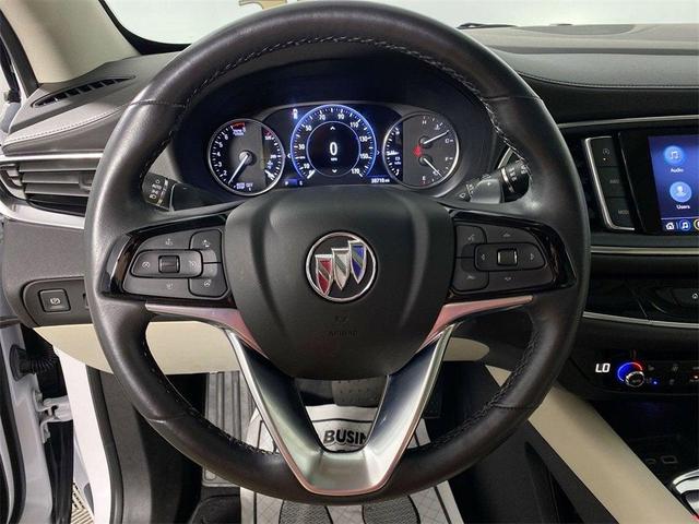 Photo of 2023 White Frost Tricoat Buick Enclave