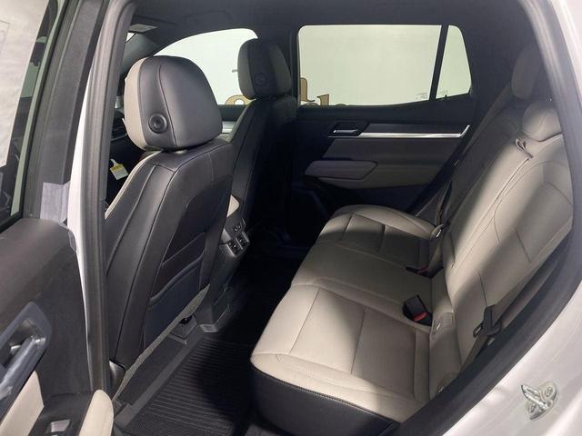 Photo of 2026 Summit White GMC Terrain
