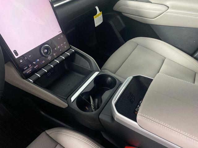 Photo of 2026 Summit White GMC Terrain