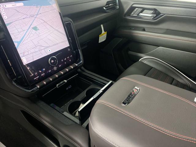 Photo of 2025 Summit White GMC Yukon XL