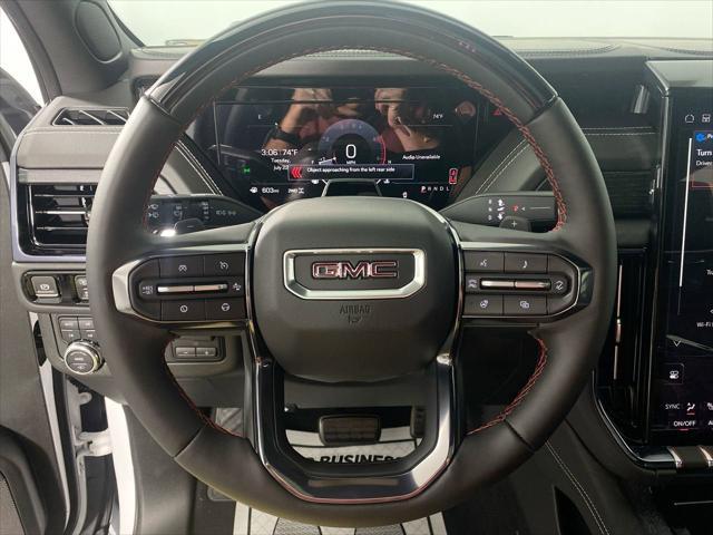 Photo of 2025 Summit White GMC Yukon XL