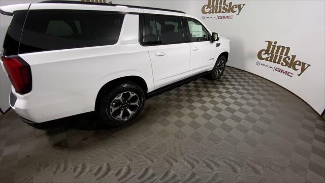 Photo of 2025 Summit White GMC Yukon XL