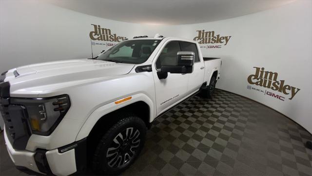 Photo of 2024 White Frost Tricoat GMC Sierra 3500