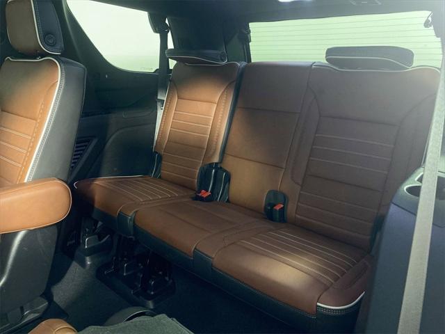 Photo of 2023 Volcanic Red Tintcoat GMC Yukon