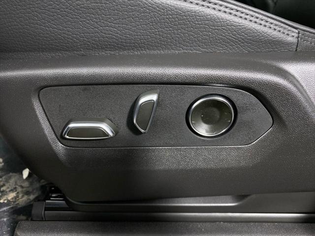 Photo of 2025 Onyx Black GMC Sierra 3500