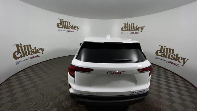 Photo of 2025 Summit White GMC Terrain