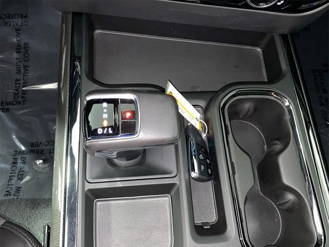 Photo of 2022 Black Chevrolet Silverado 1500