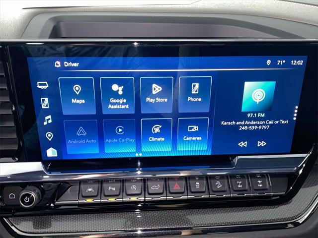 Photo of 2022 Black Chevrolet Silverado 1500