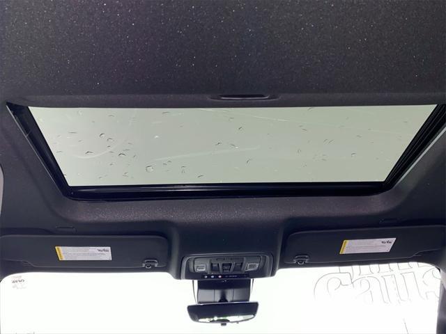 Photo of 2022 Black Chevrolet Silverado 1500