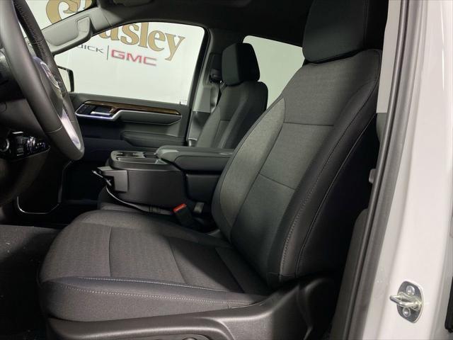 Photo of 2025 Summit White GMC Sierra 1500