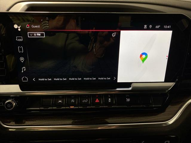 Photo of 2025 Summit White GMC Sierra 1500