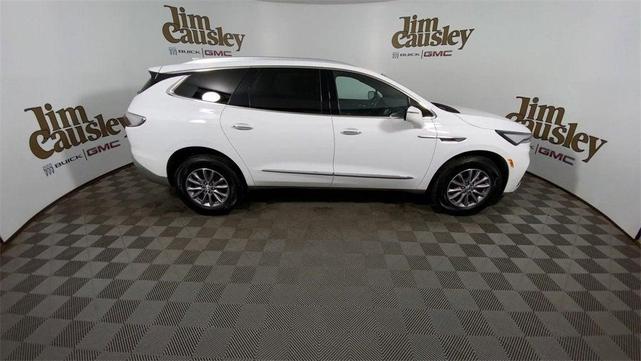 Photo of 2023 Summit White Buick Enclave