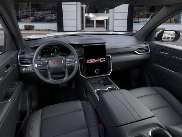 Photo of 2026 Glacier White Tricoat GMC Acadia