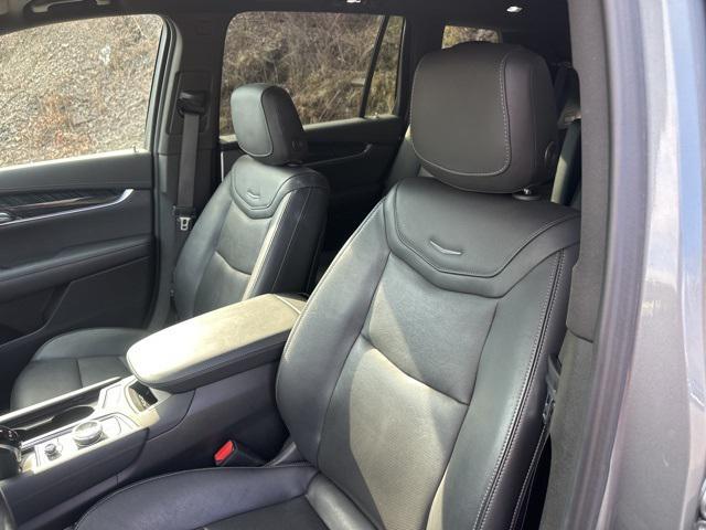 Photo of 2023 Argent Silver Metallic Cadillac XT6