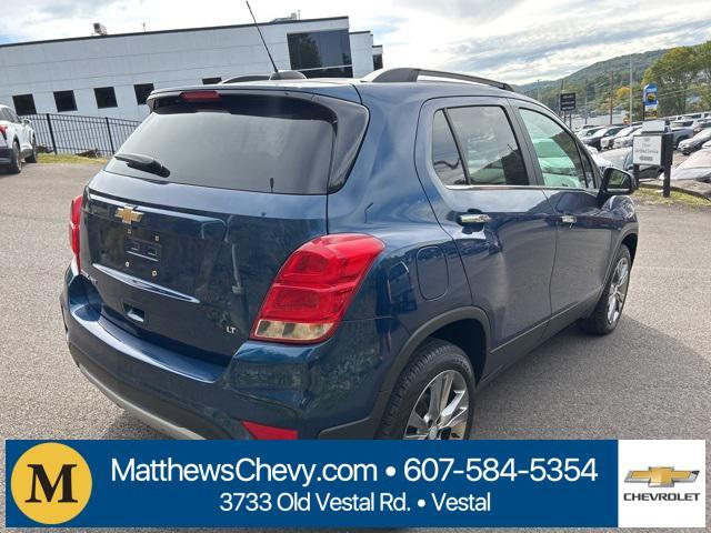 Photo of 2020 Pacific Blue Metallic Chevrolet Trax