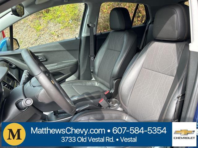 Photo of 2020 Pacific Blue Metallic Chevrolet Trax