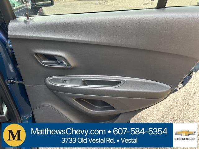 Photo of 2020 Pacific Blue Metallic Chevrolet Trax