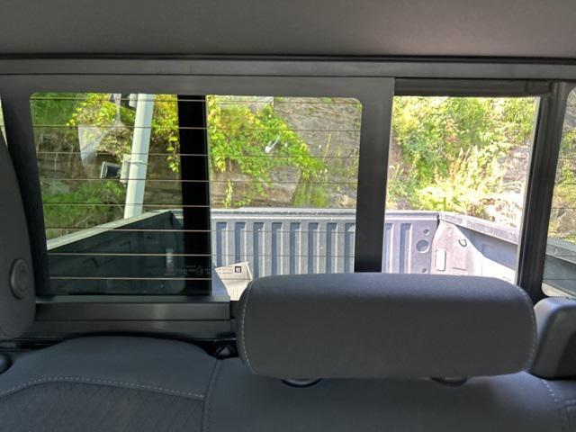 Photo of 2021 Black Chevrolet Silverado 1500