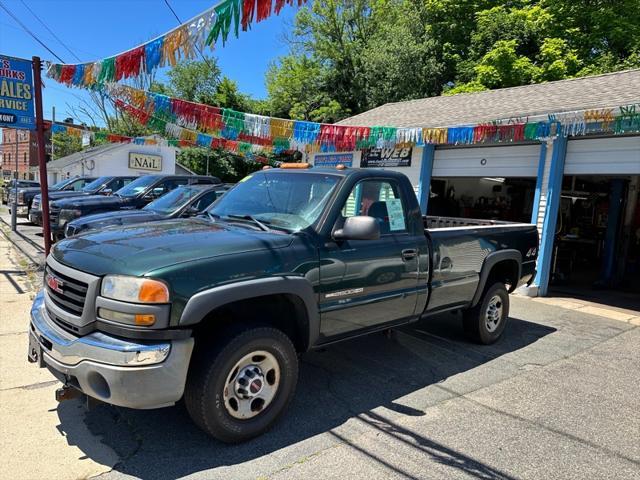 Photo of 2007 Dark Green GMC Sierra 2500