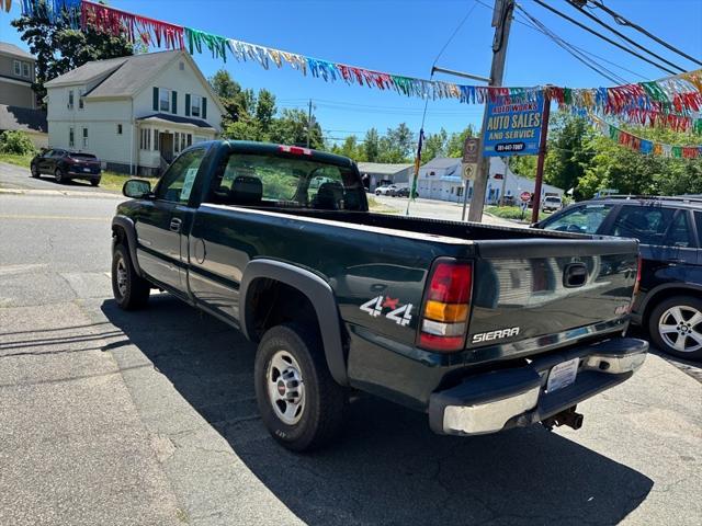 Photo of 2007 Dark Green GMC Sierra 2500