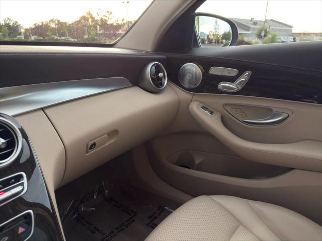 Photo of 2015  Mercedes-Benz C-Class