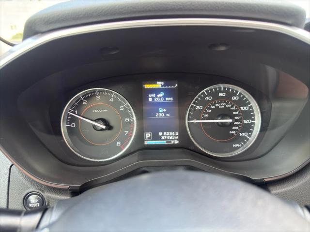 Photo of 2018 Blue Subaru Crosstrek