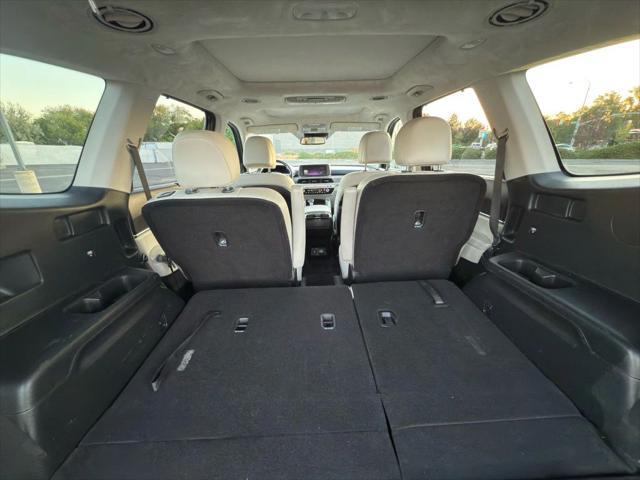 Photo of 2022 Gray Kia Telluride
