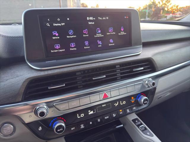 Photo of 2022 Gray Kia Telluride
