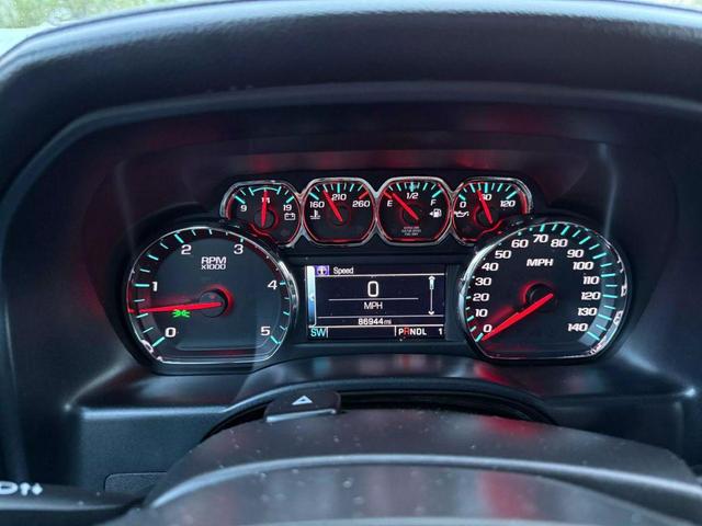 Photo of 2017 Red GMC Sierra 2500
