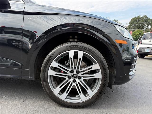 Photo of 2018 Black Audi SQ5