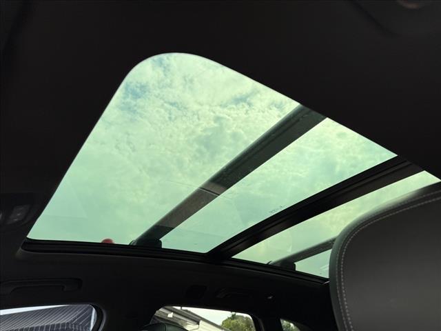 Photo of 2018 Black Audi SQ5