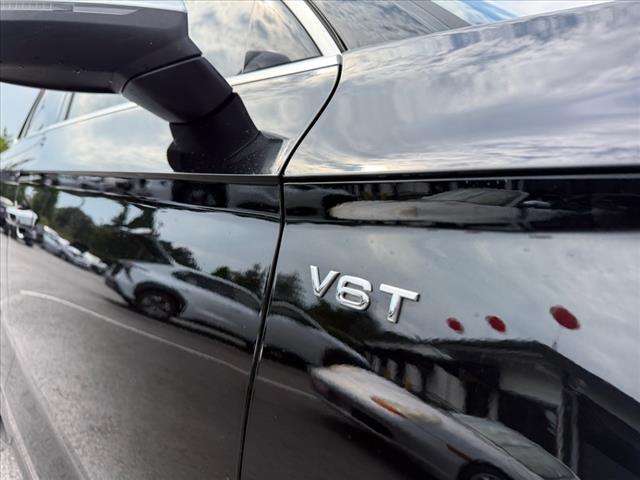Photo of 2018 Black Audi SQ5